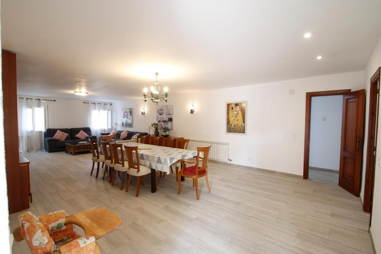 Villa Gladiols Cambrils Bagian luar foto