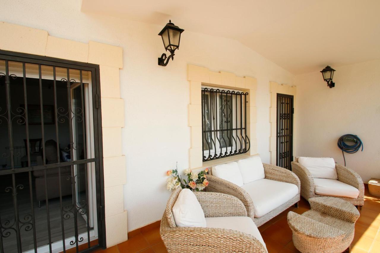 Villa Gladiols Cambrils Bagian luar foto