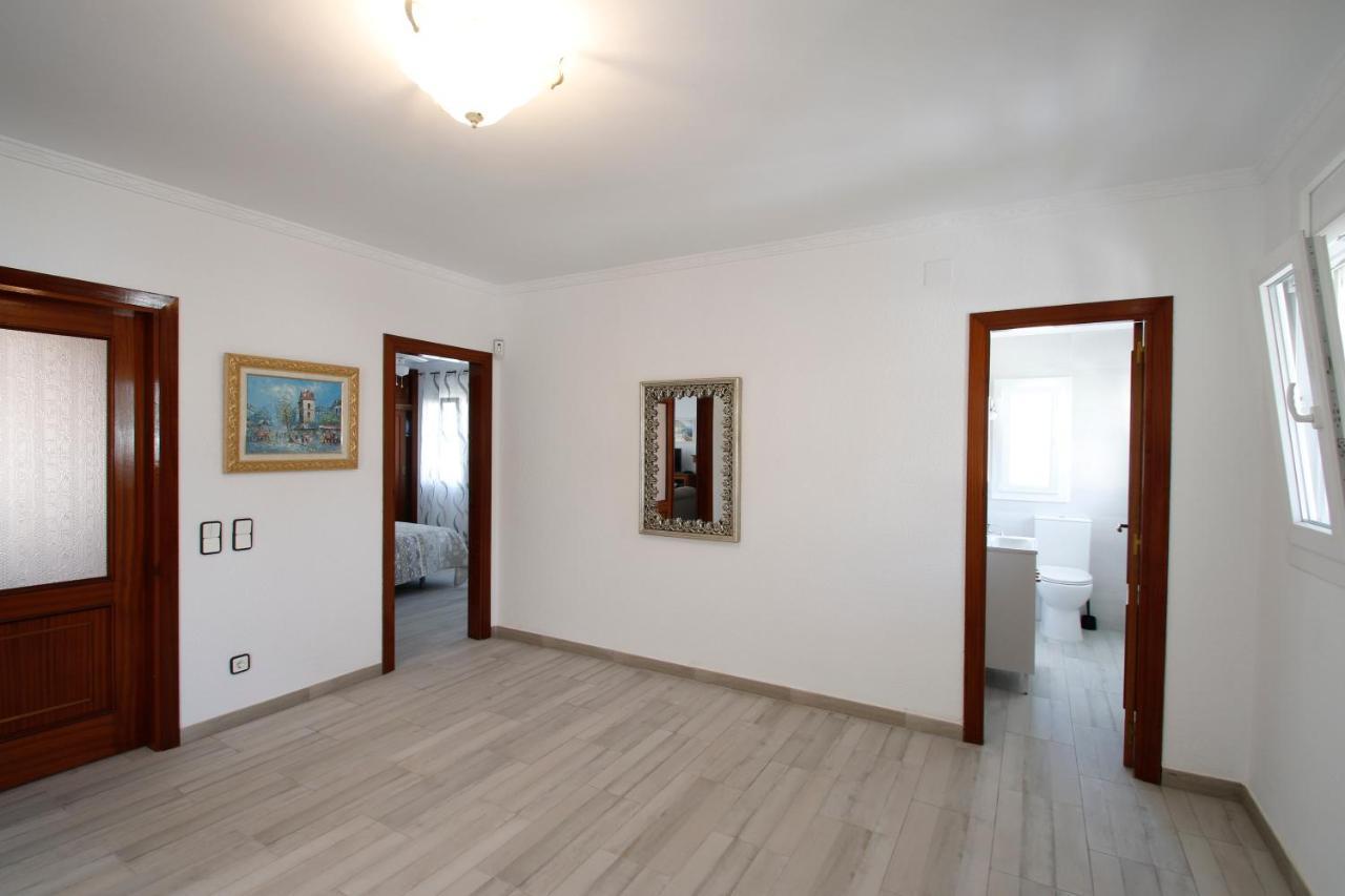 Villa Gladiols Cambrils Bagian luar foto