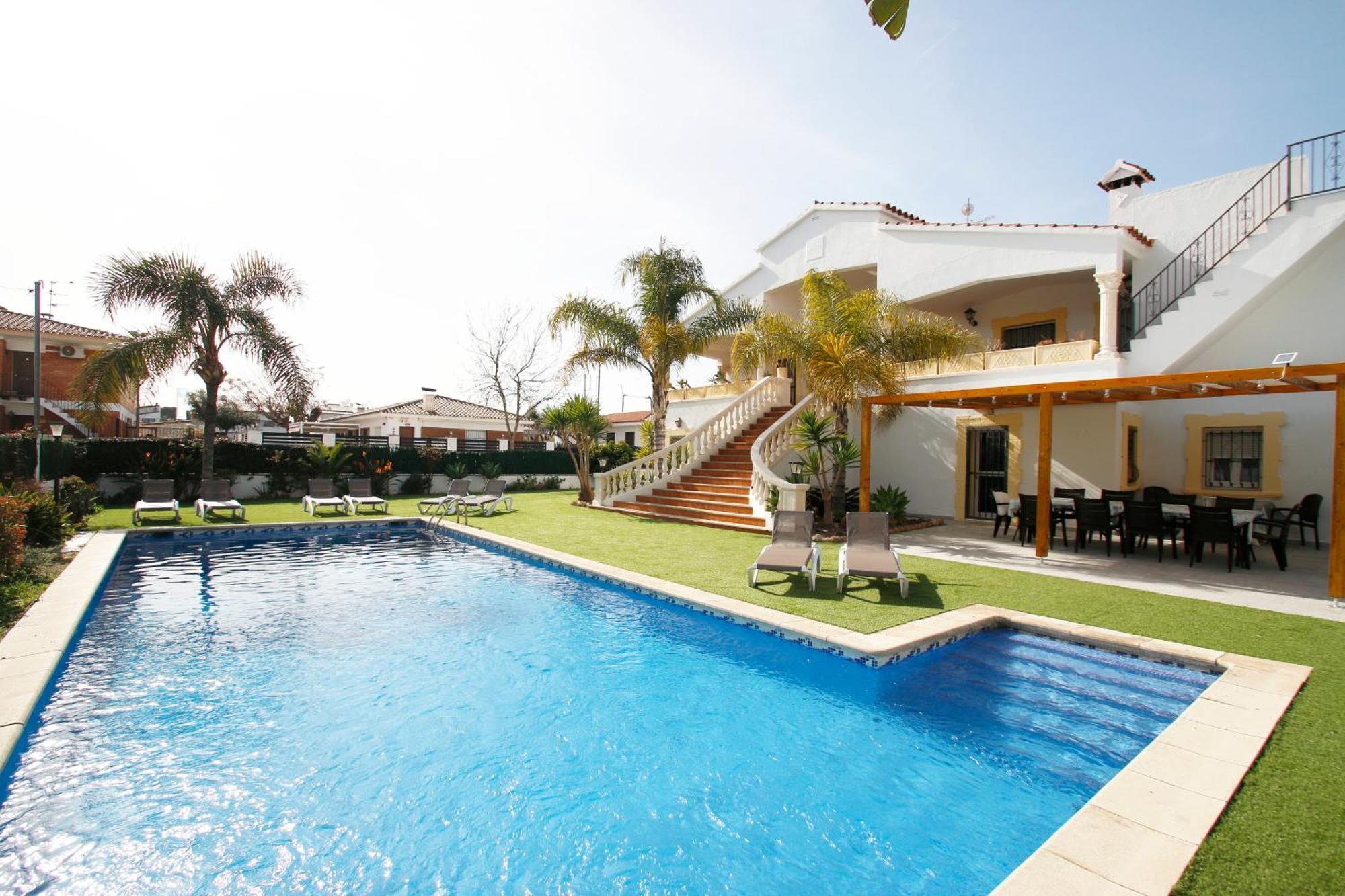Villa Gladiols Cambrils Bagian luar foto