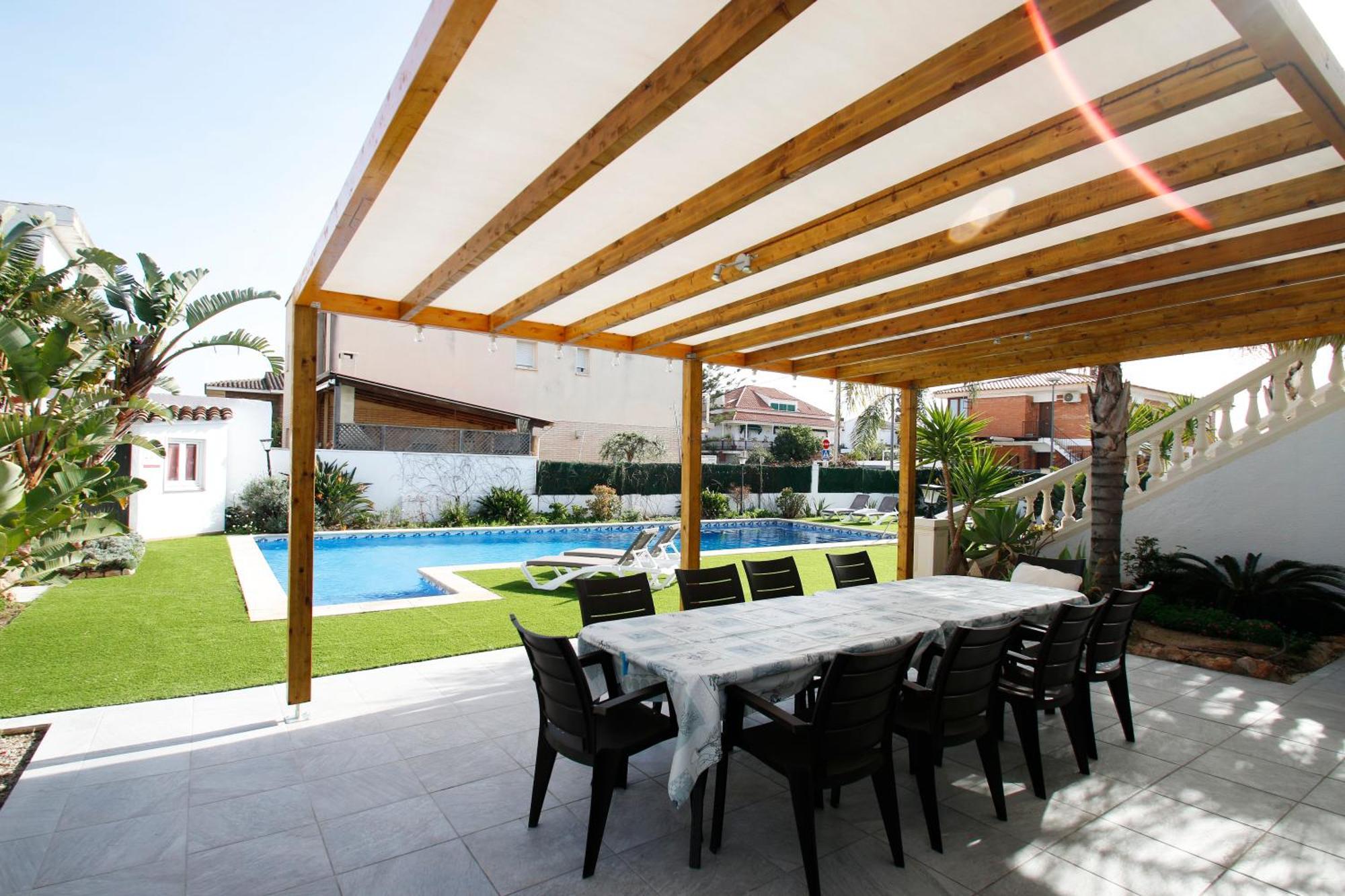 Villa Gladiols Cambrils Bagian luar foto