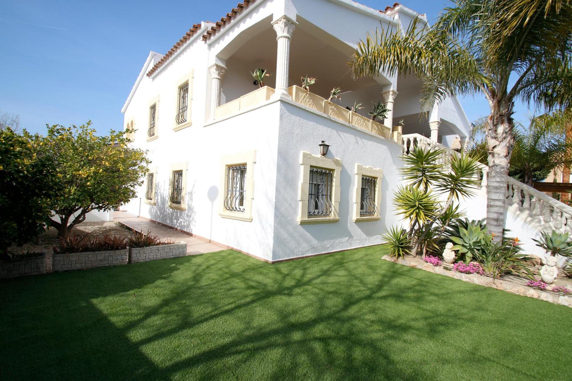 Villa Gladiols Cambrils Bagian luar foto