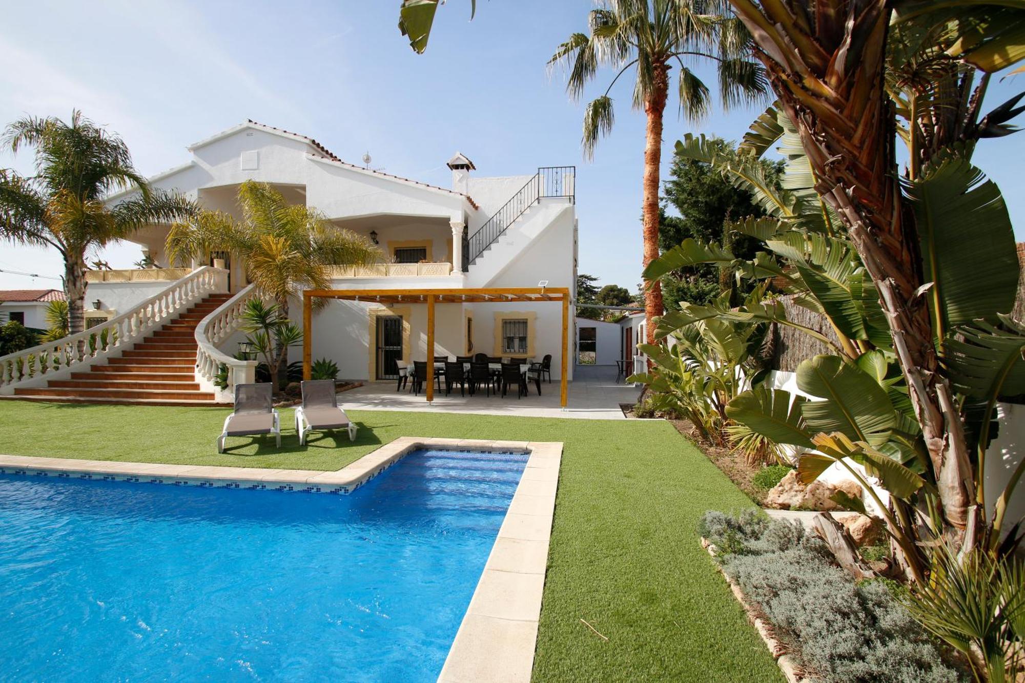 Villa Gladiols Cambrils Bagian luar foto